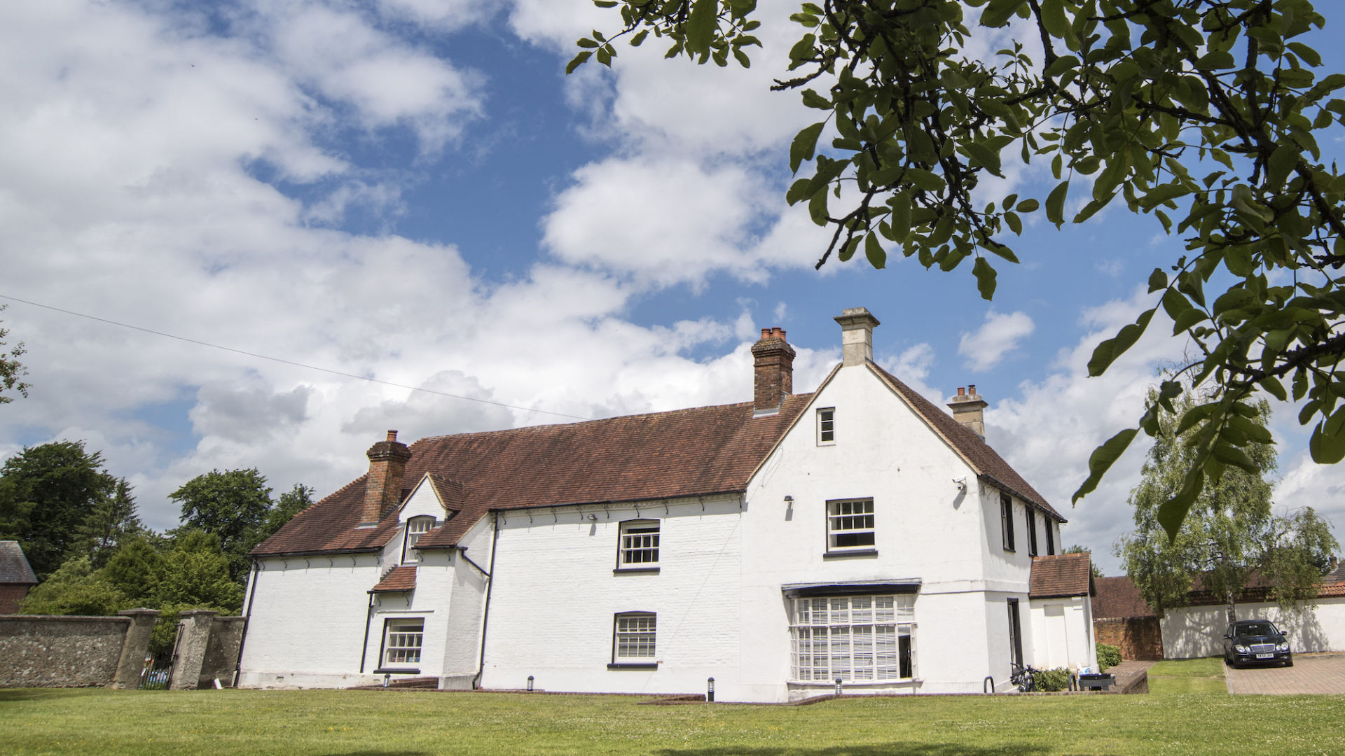 full width signpost background image