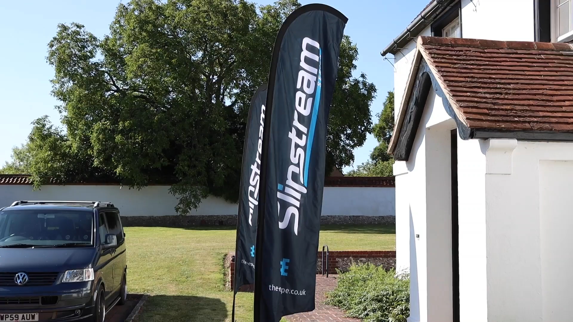 full width signpost background image